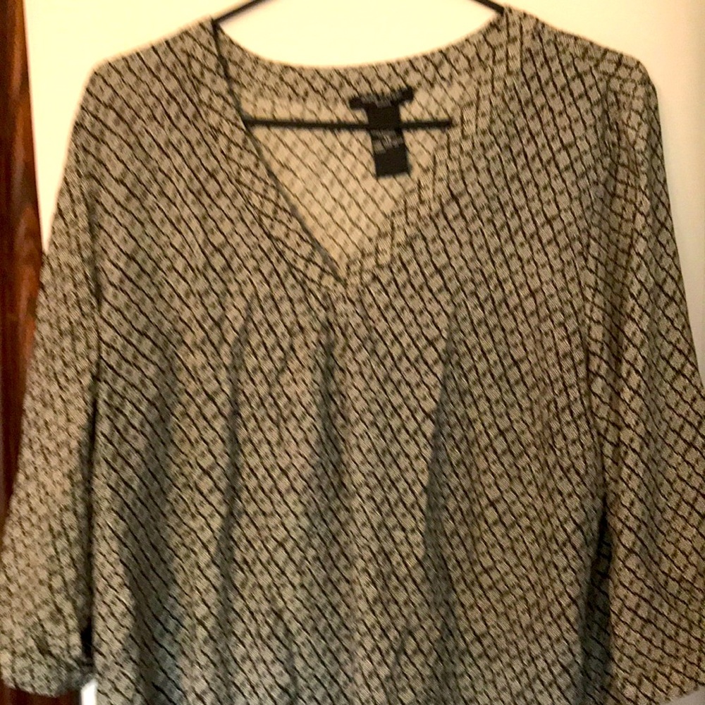 Ann Carson  women’s top size 1x